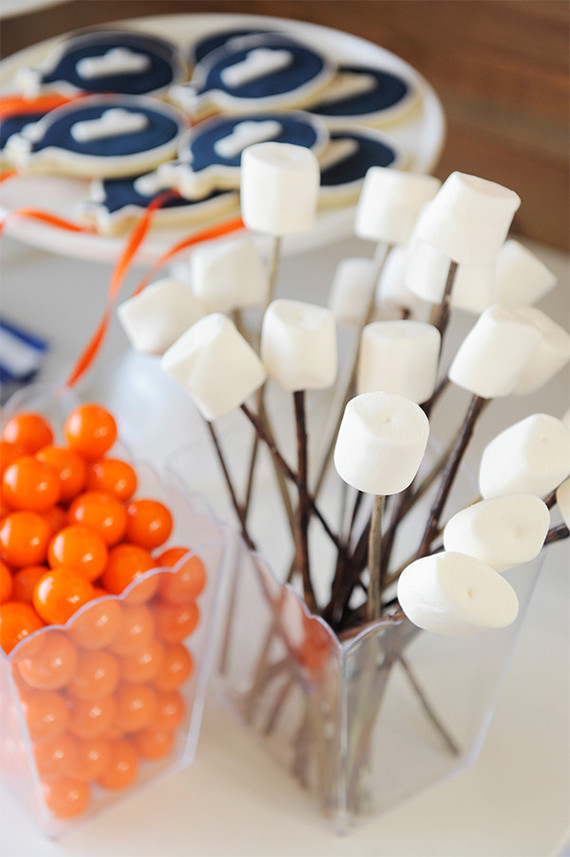 Woodsy first birthday party from Happy Wish Co