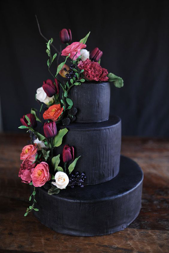 Black wedding cakes Inspiration
