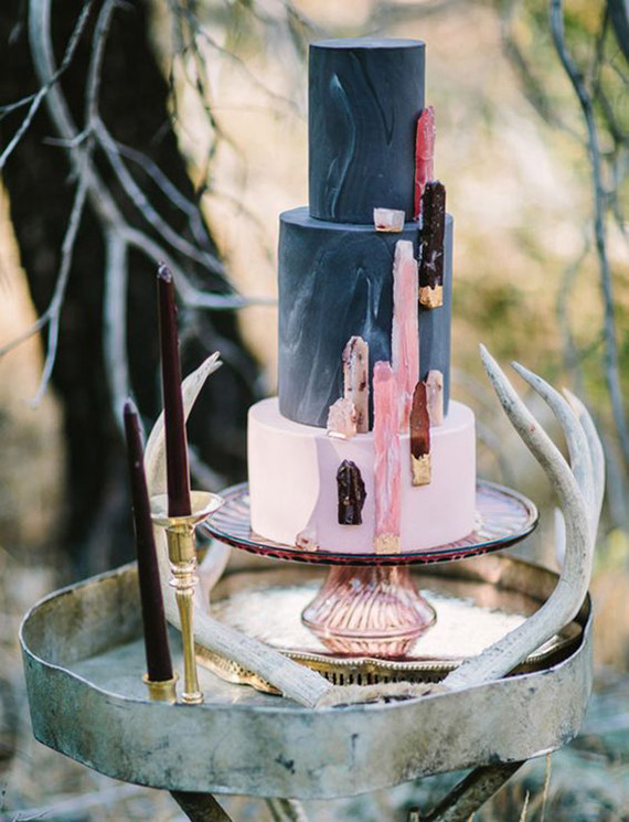 Black wedding cakes