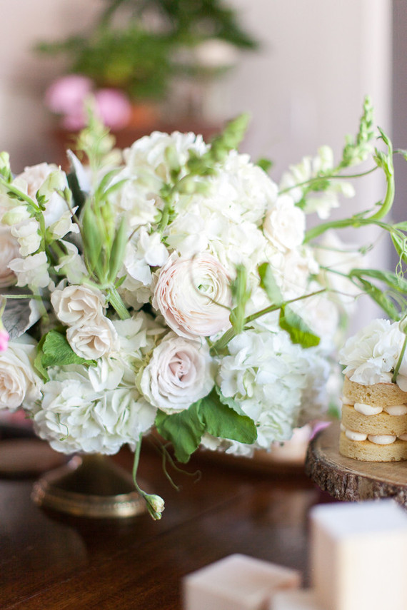 simple blush baby shower ideas