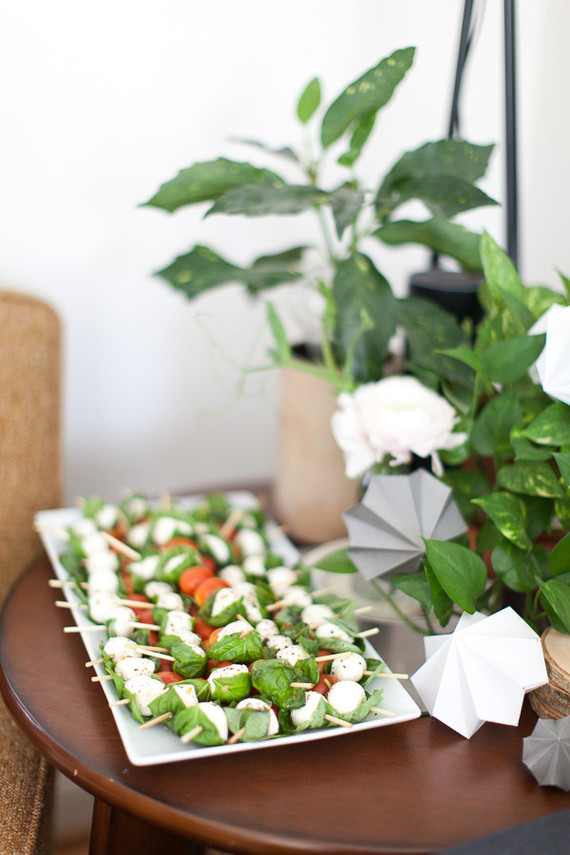 simple blush baby shower ideas