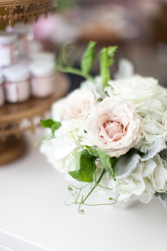 simple blush baby shower ideas