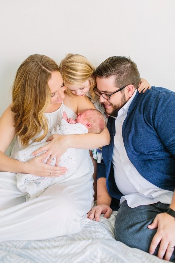 natural light newborn photos