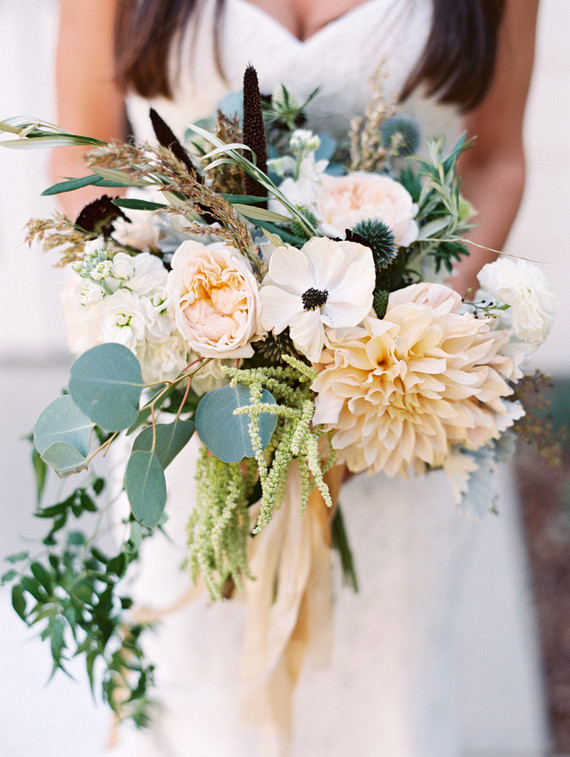 Fall bridal bouquet