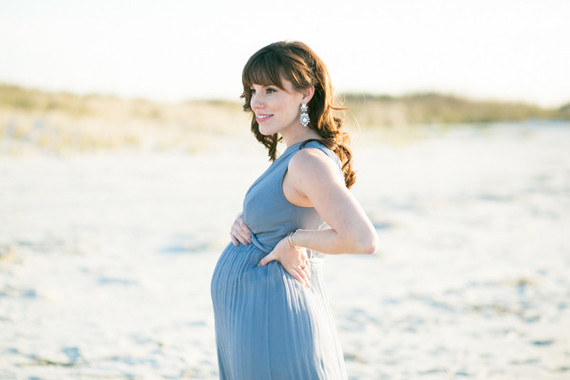 romantic coastal maternity photos