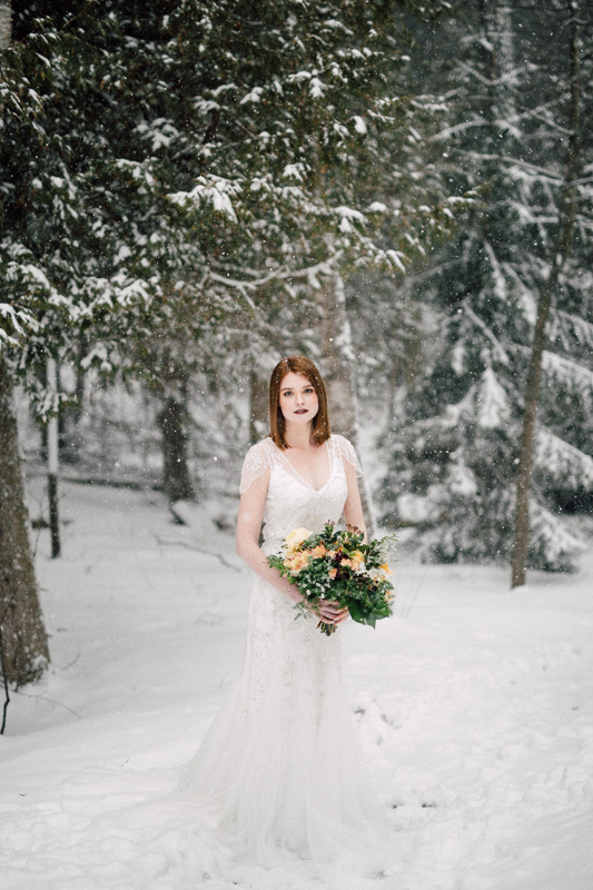 Vintage winter wedding inspiration