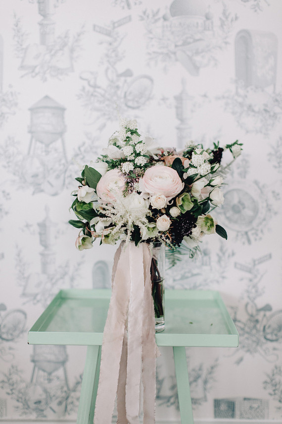 Winter bridal bouquet