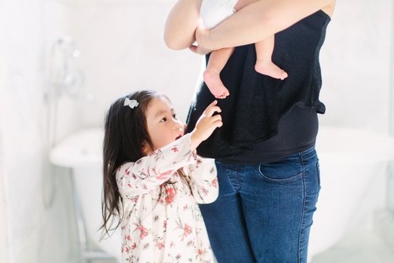 natural light newborn photos