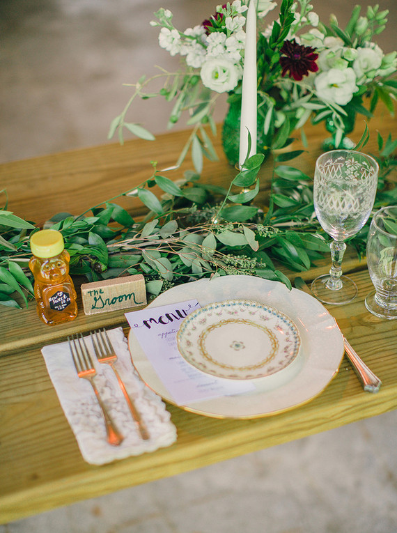 Vintage wedding tablescape