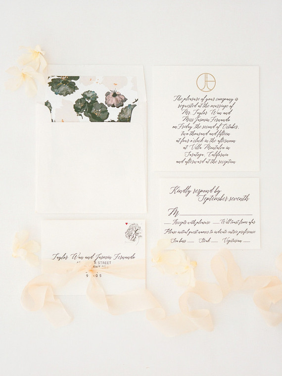 Elegant wedding invitation