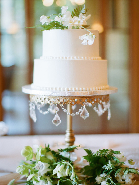 White wedding cake