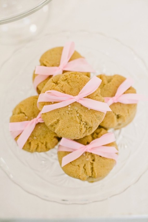 pink and gold dessert table