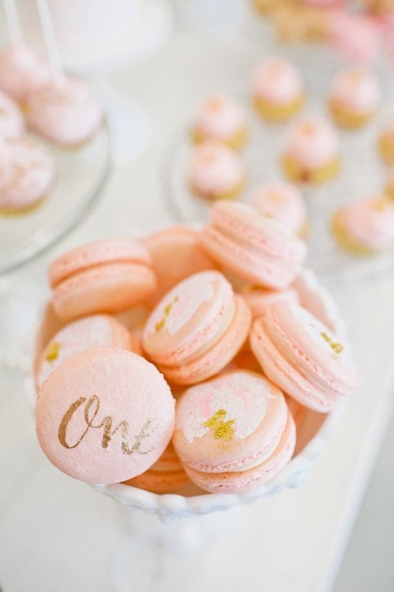 pink and gold dessert table
