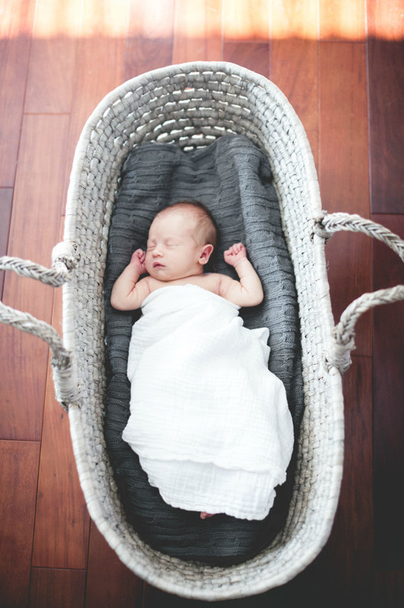 elegant newborn photos