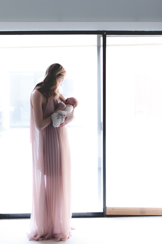 elegant newborn photos