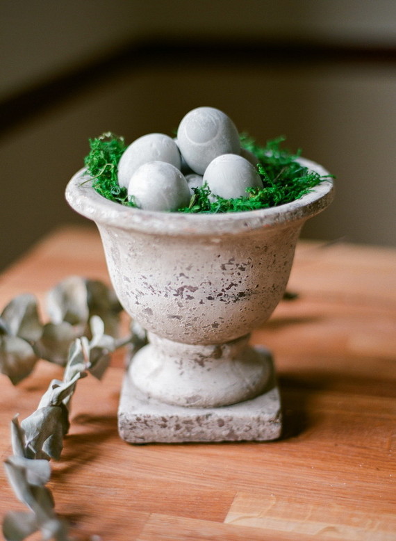 Cement easter eggs