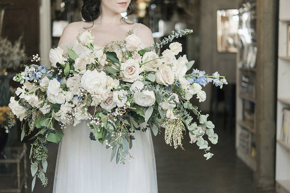 White bridal bouquet