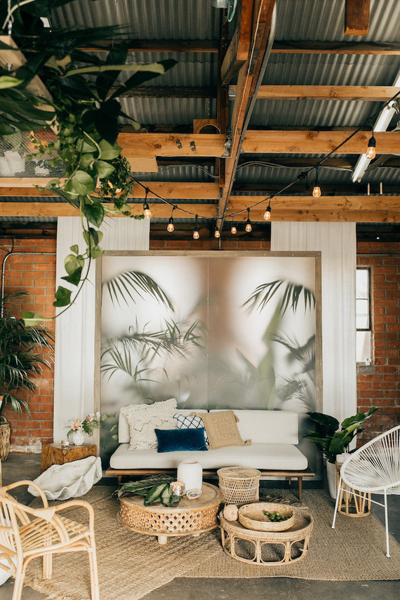 Tropical party decor