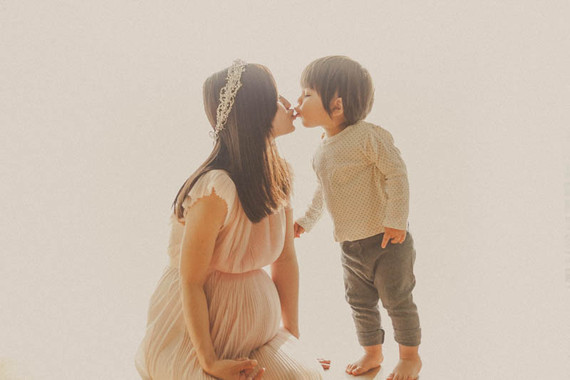 mother son vintage style maternity photos