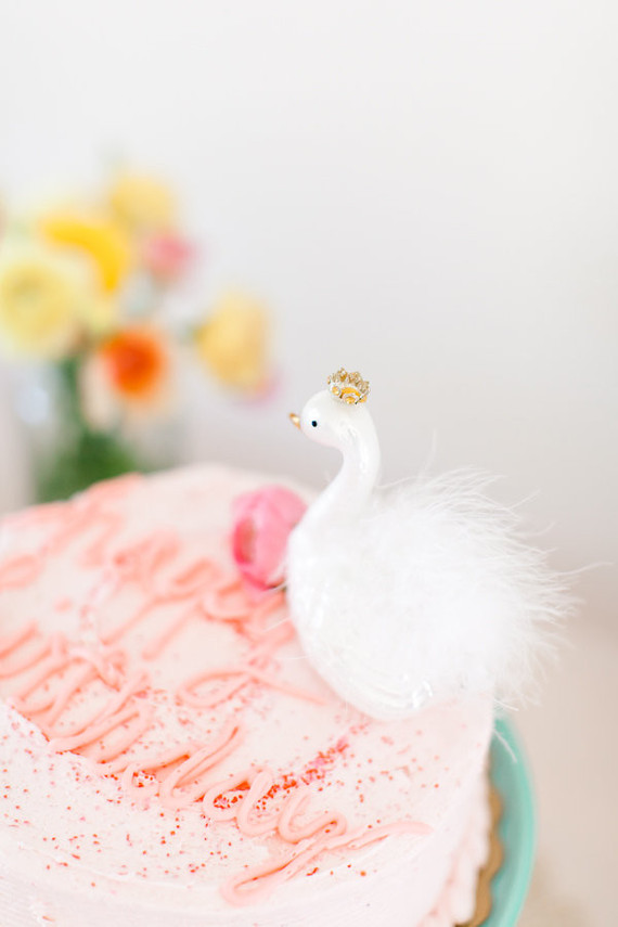 Spring swan party birthday