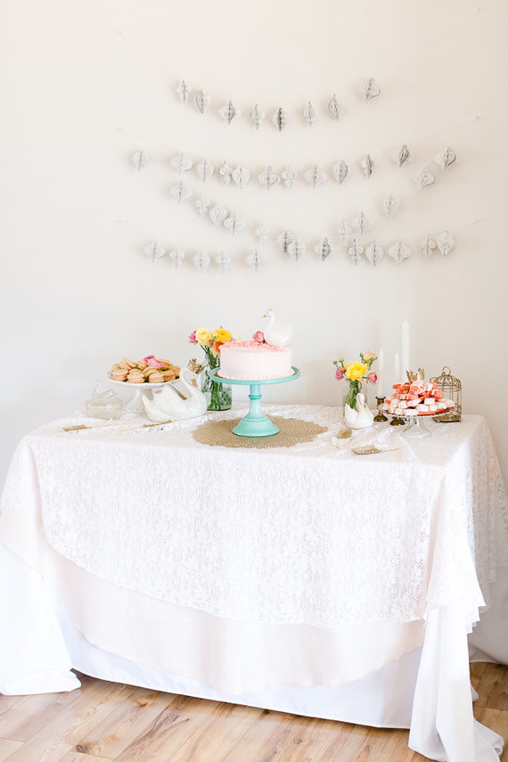 Spring swan party birthday