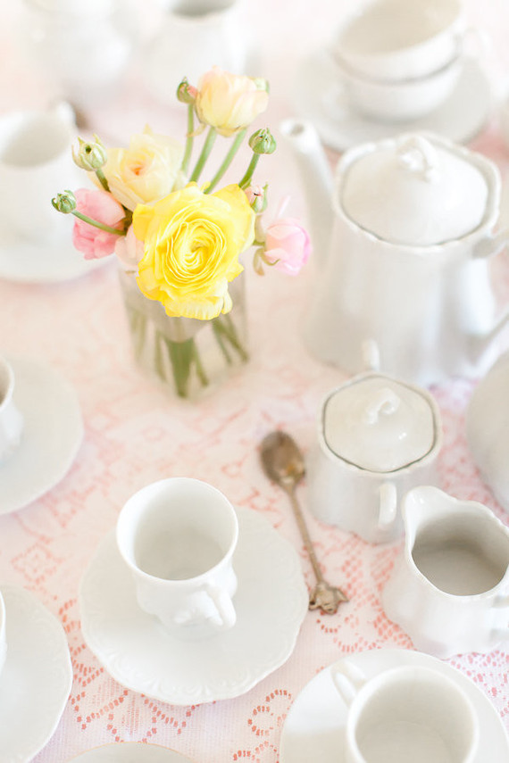 Spring swan party birthday