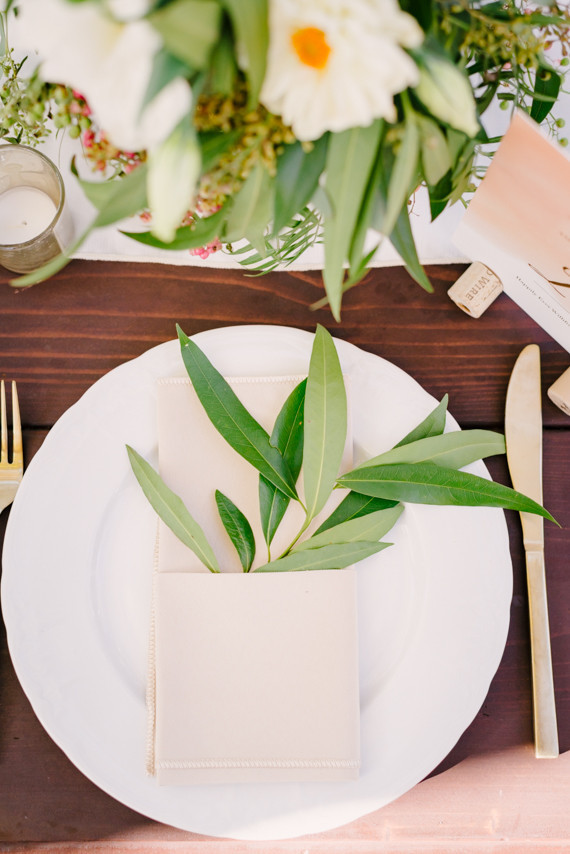 Rustic wedding decor