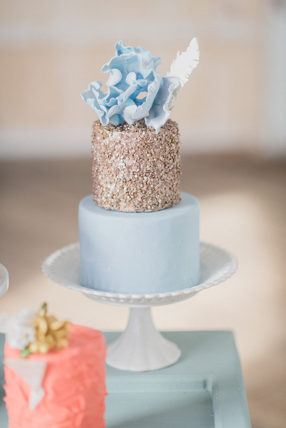 Modern cakes