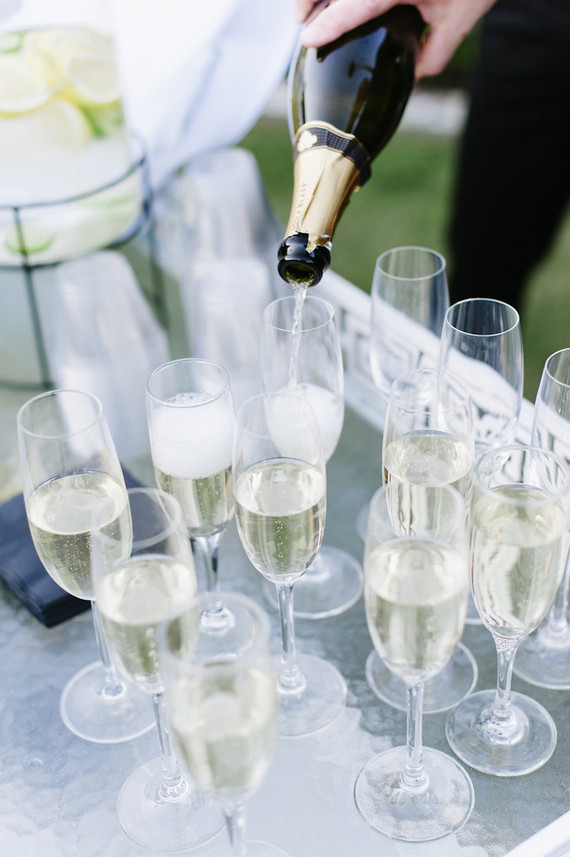 Champaign bar