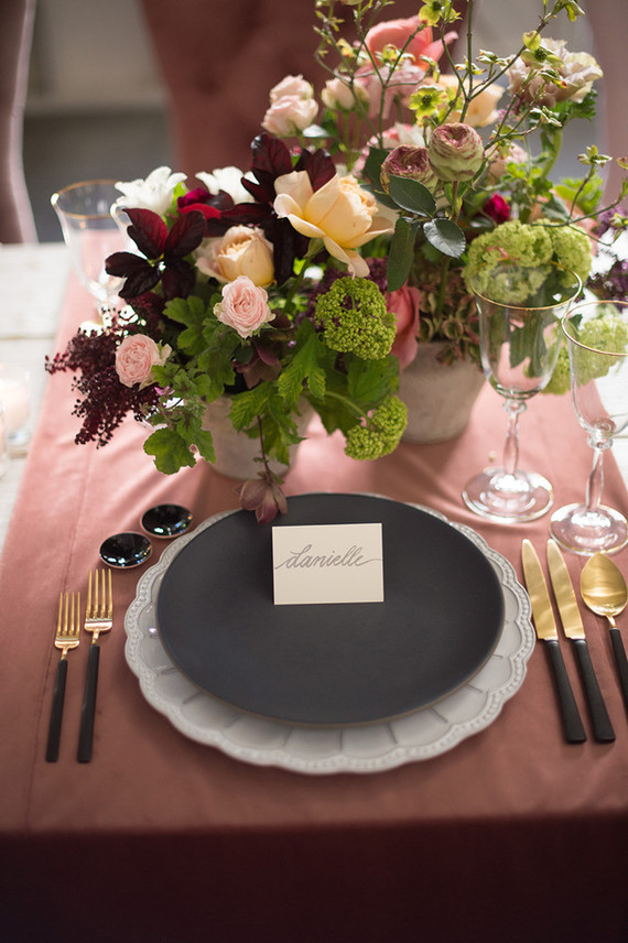 Modern place setting Inspiration