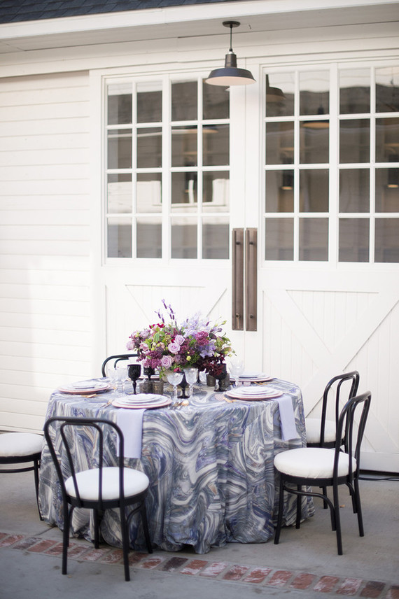 La Tavola Fine Linen Rental