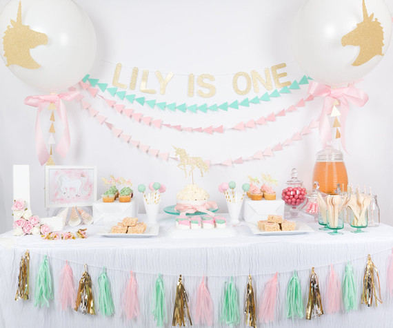 Pastel unicorn 1st birthday Inspiration