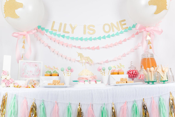Pastel unicorn 1st birthday Inspiration