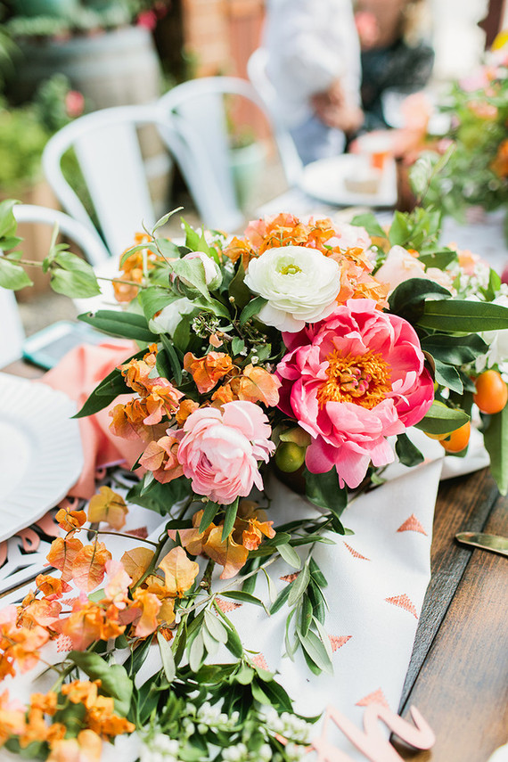 Peach Mother's Day brunch florals