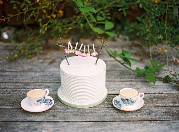 Floral cake topper