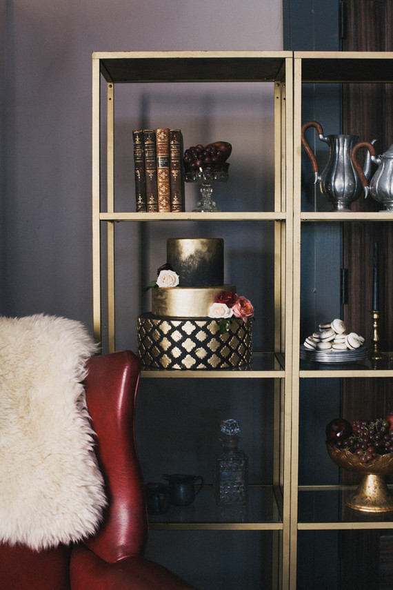 Gold and black wedding cake