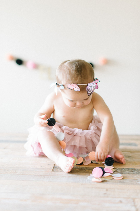 baby girl 1st birthday cake smash