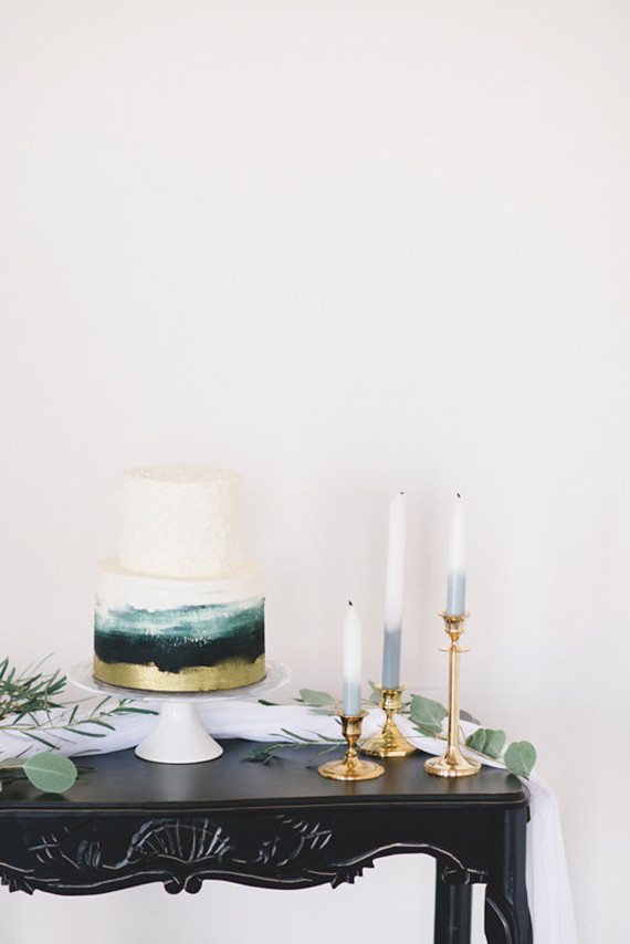 Gold and white wedding cake