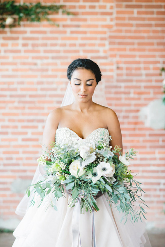 White bridal bouquet