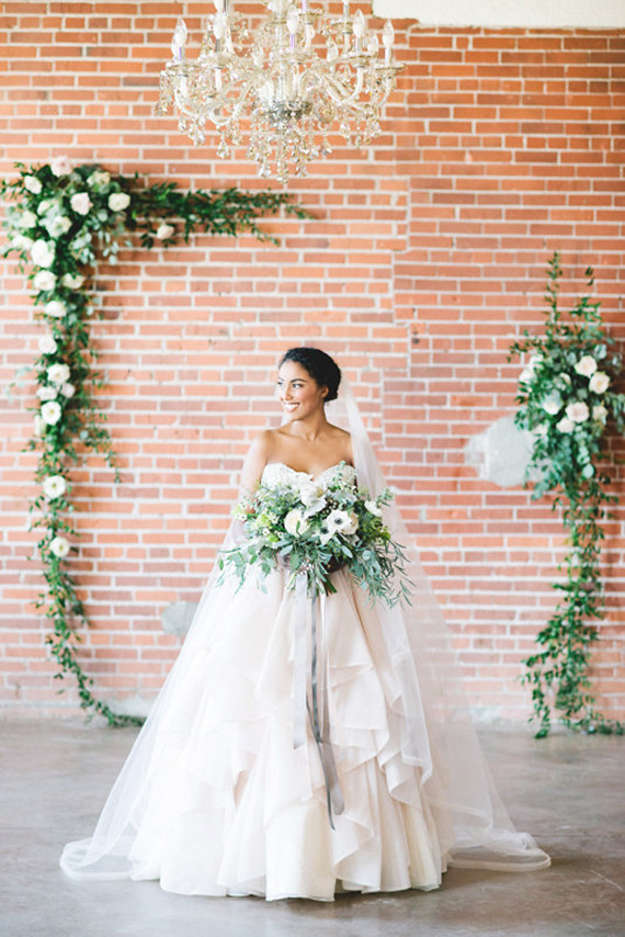 White bridal bouquet