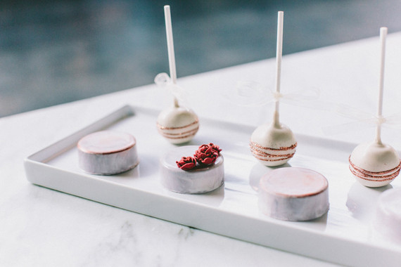 Marbled wedding desserts