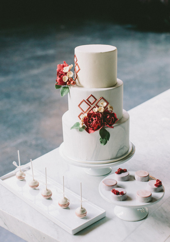 Marbled wedding cake