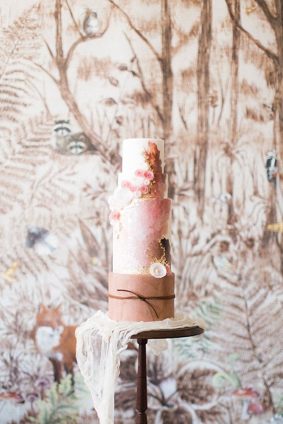 Brown and pink wedding cake Inspiration