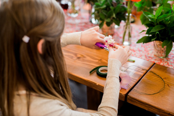 Floral mother-daughter brunch