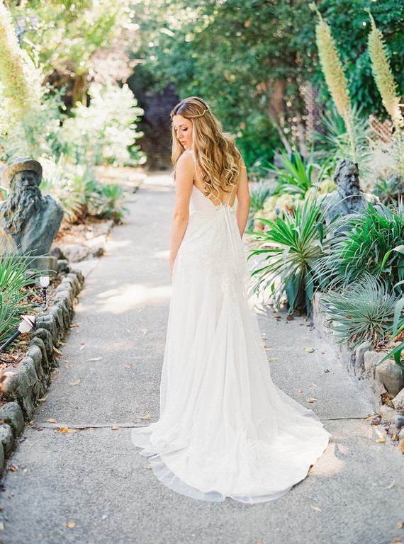 Romantic wedding dress