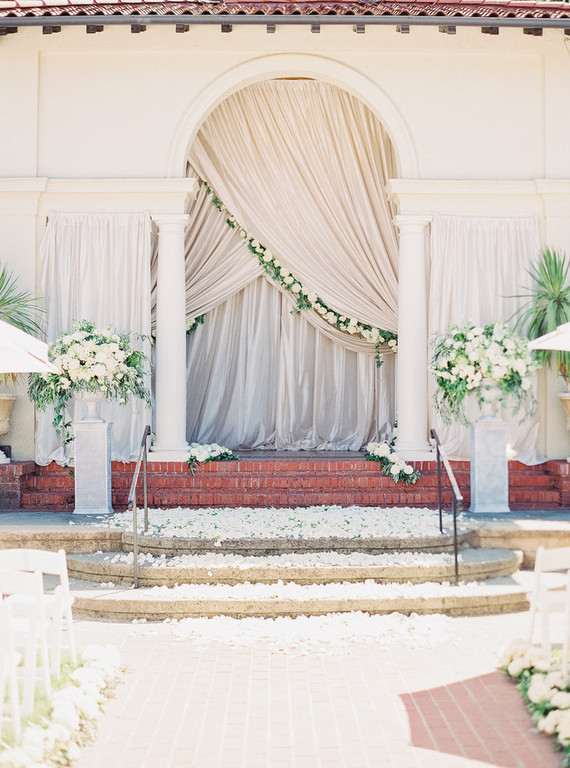 Elegant ceremony
