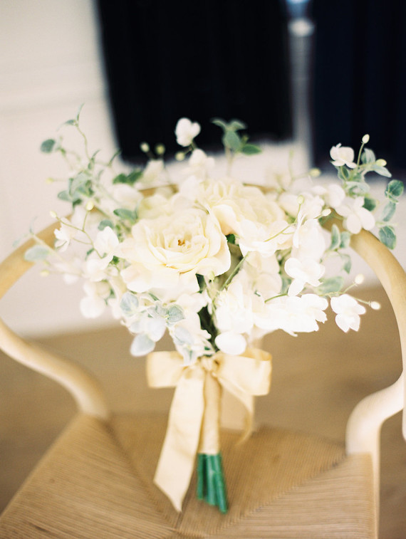 White bridal bouquet