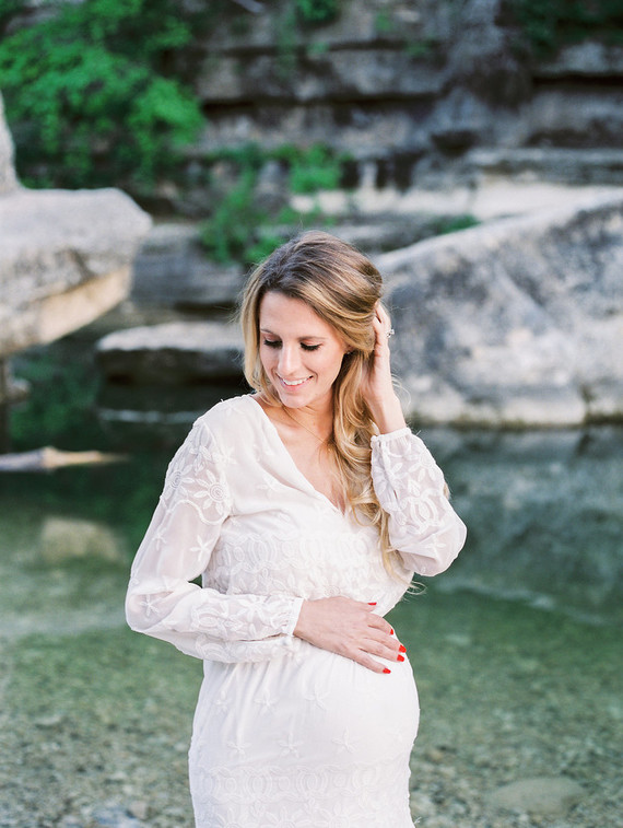 Bull Creek maternity photos near Austin TX