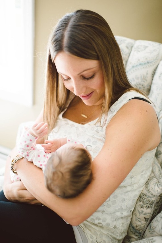 Motherhood sessions by Victoria Gloria