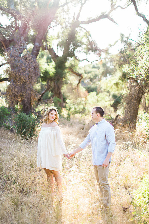 rustic outdoor maternity photos